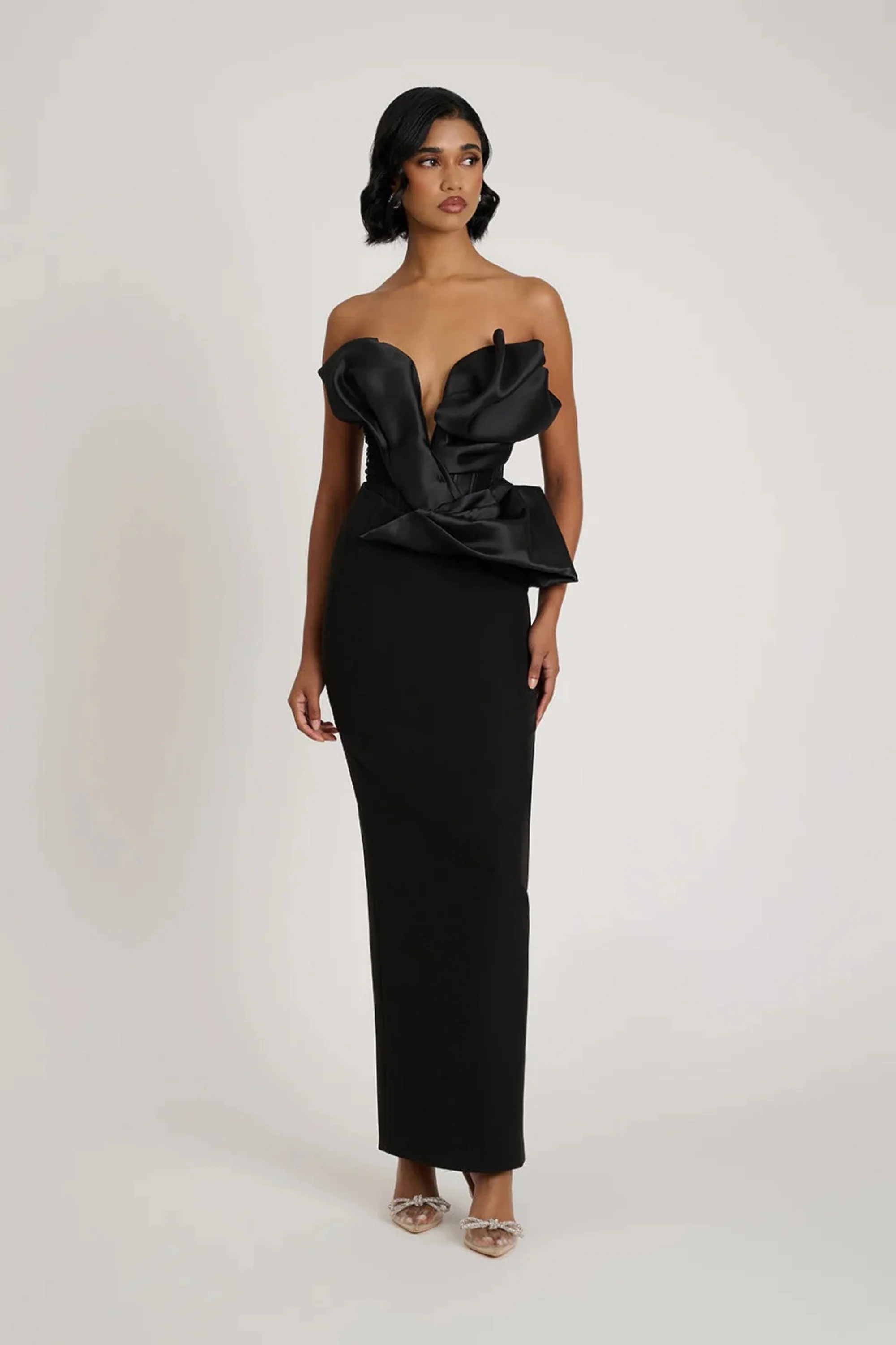 Auri Gown - Black - Image 4