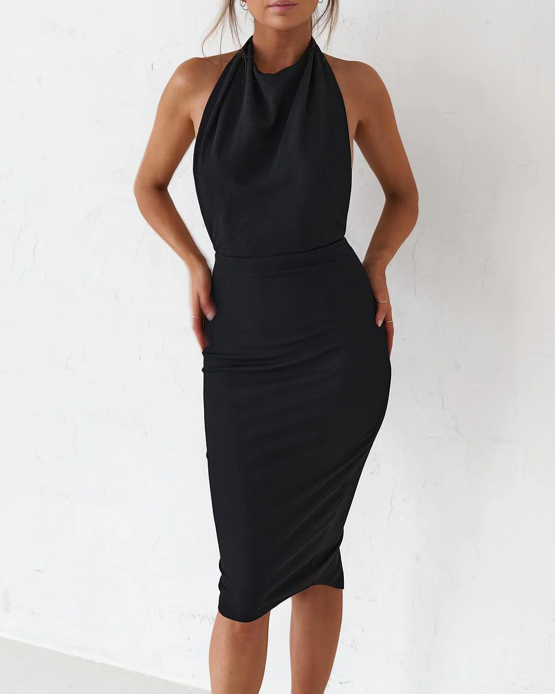 Backless Midi Dress - Black - Image 3