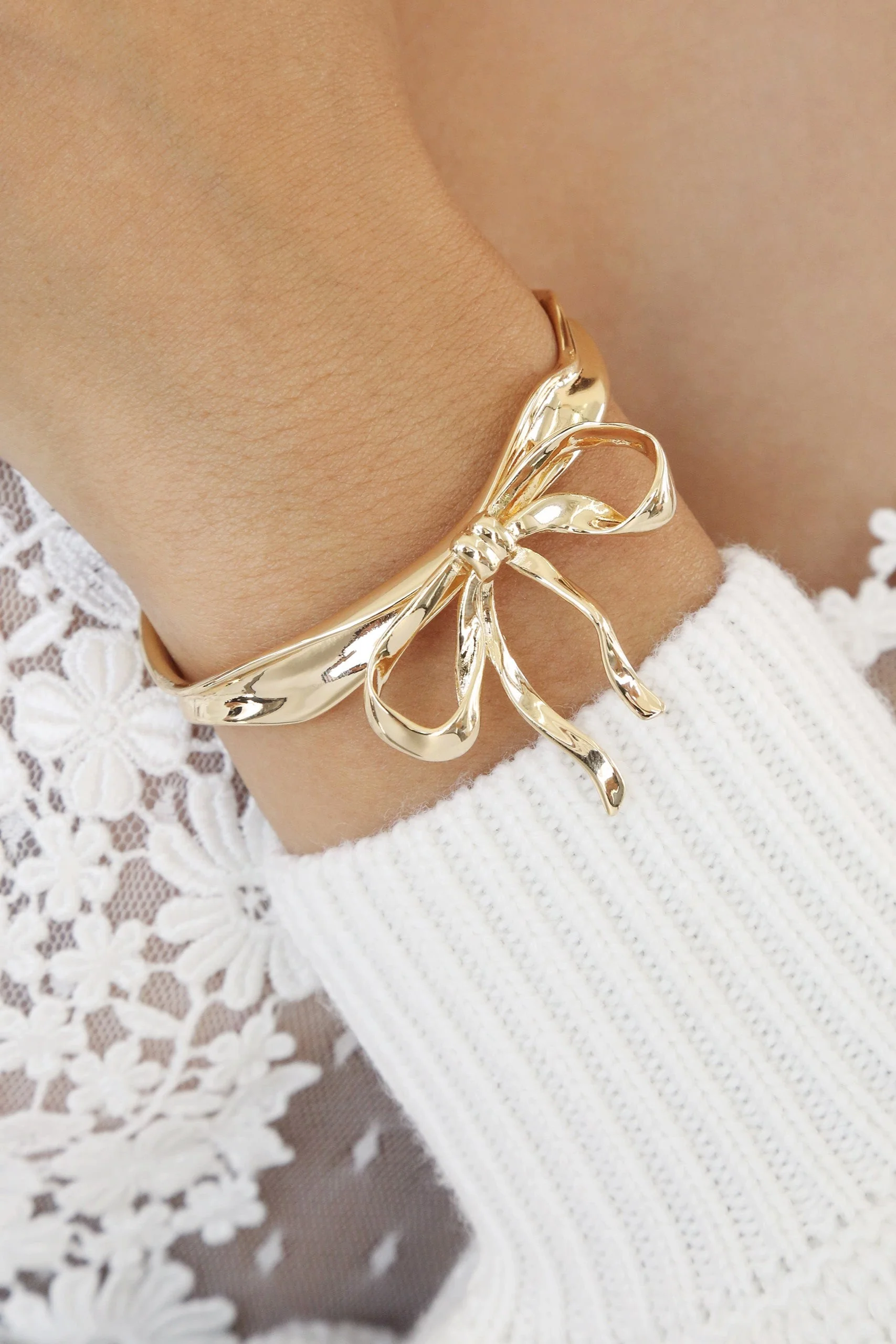 Bow Cuff - Image 2