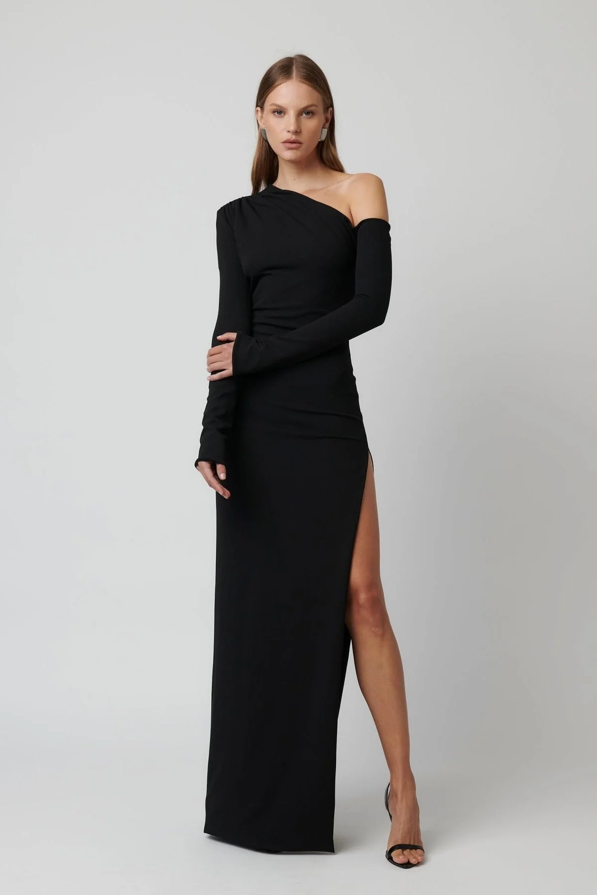Cayley Gown - Black - Image 5