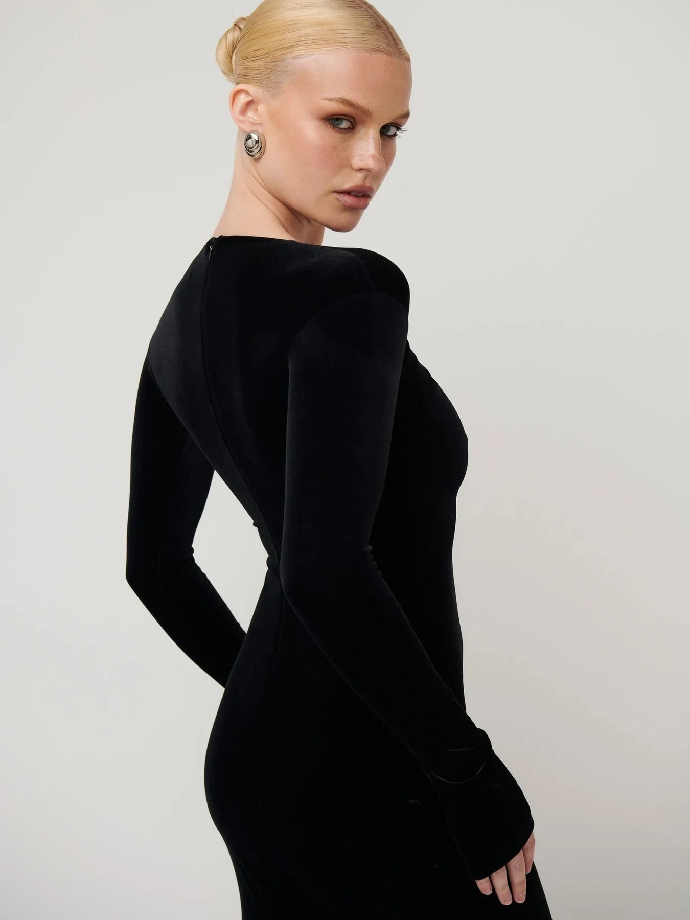 Delphine Maxi Dress - Black Velvet - Image 3