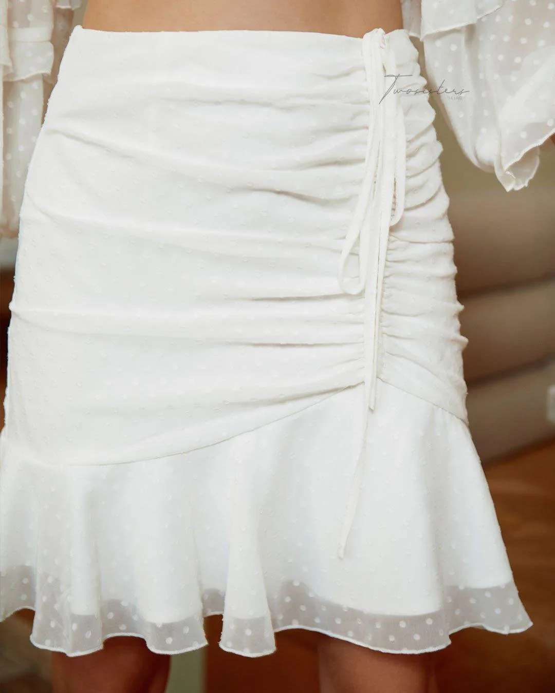 Dion Set - White - Image 6