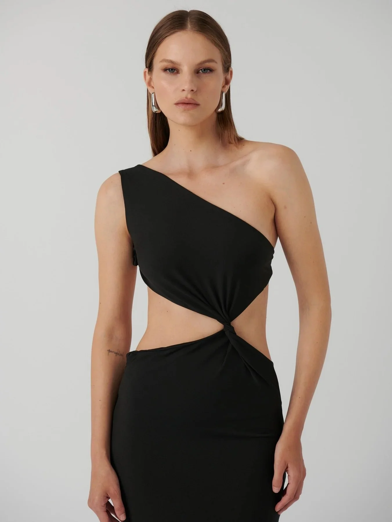 Hawlya Gown - Black - Image 6
