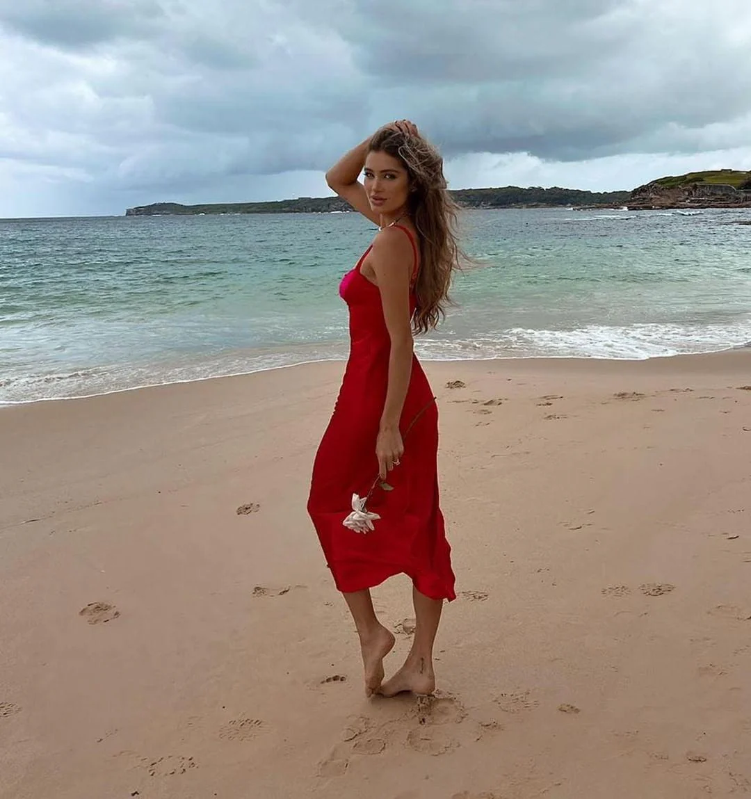 Kelsey Midi Dress - Red - Image 4