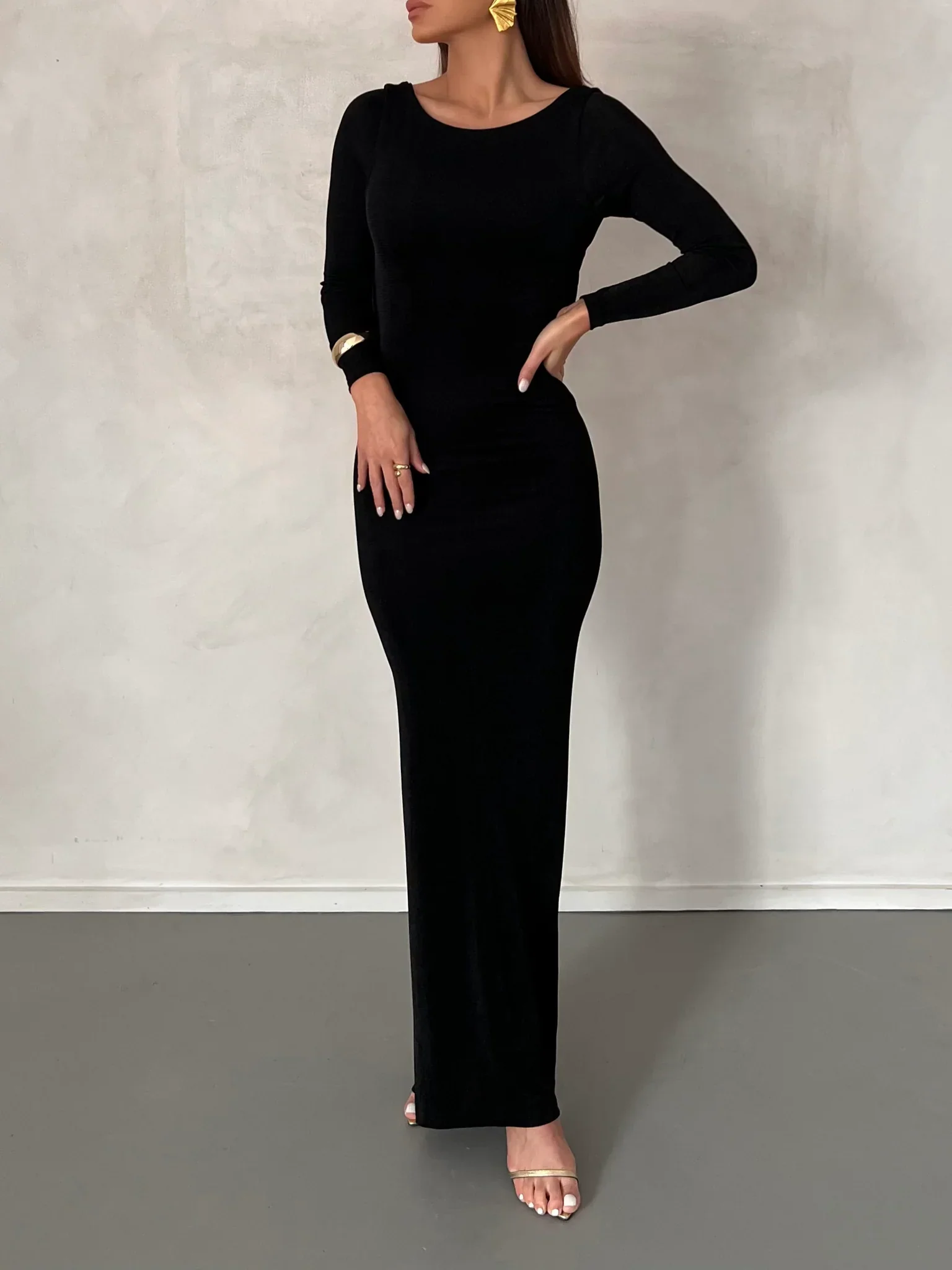 Mia Gown - Black - Image 2