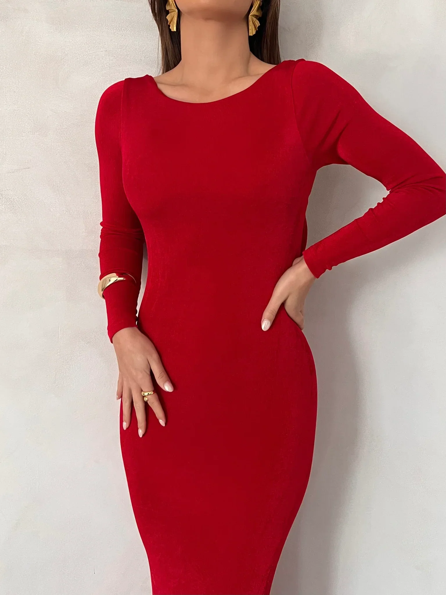 Mia Gown - Deep Red - Image 2