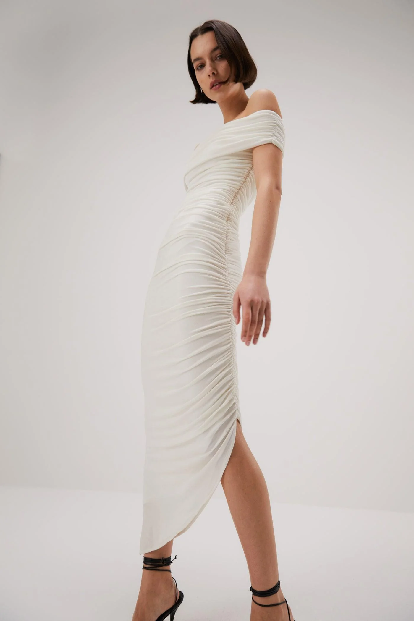 Misha Keoni Slinky Jersey Midi Dress - Ivory - Image 4