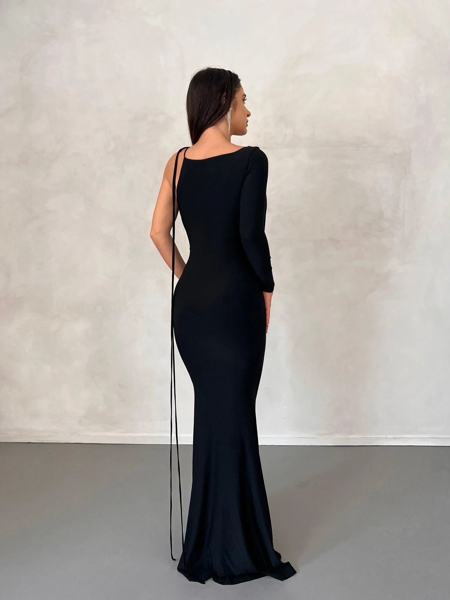 Reversible Emilia Gown - Black - Image 5