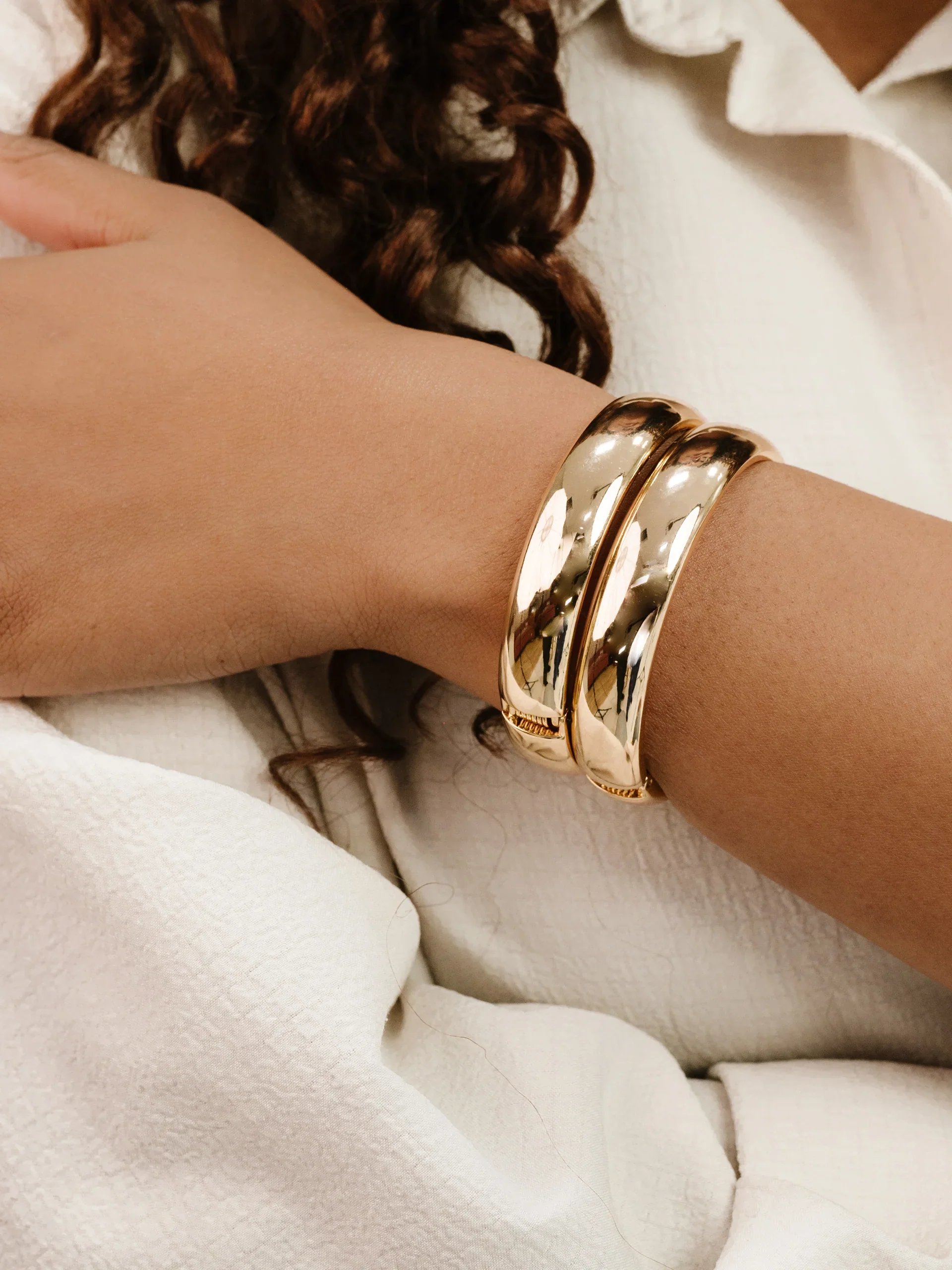 Simple Stack Bangle Set - Gold - Image 3