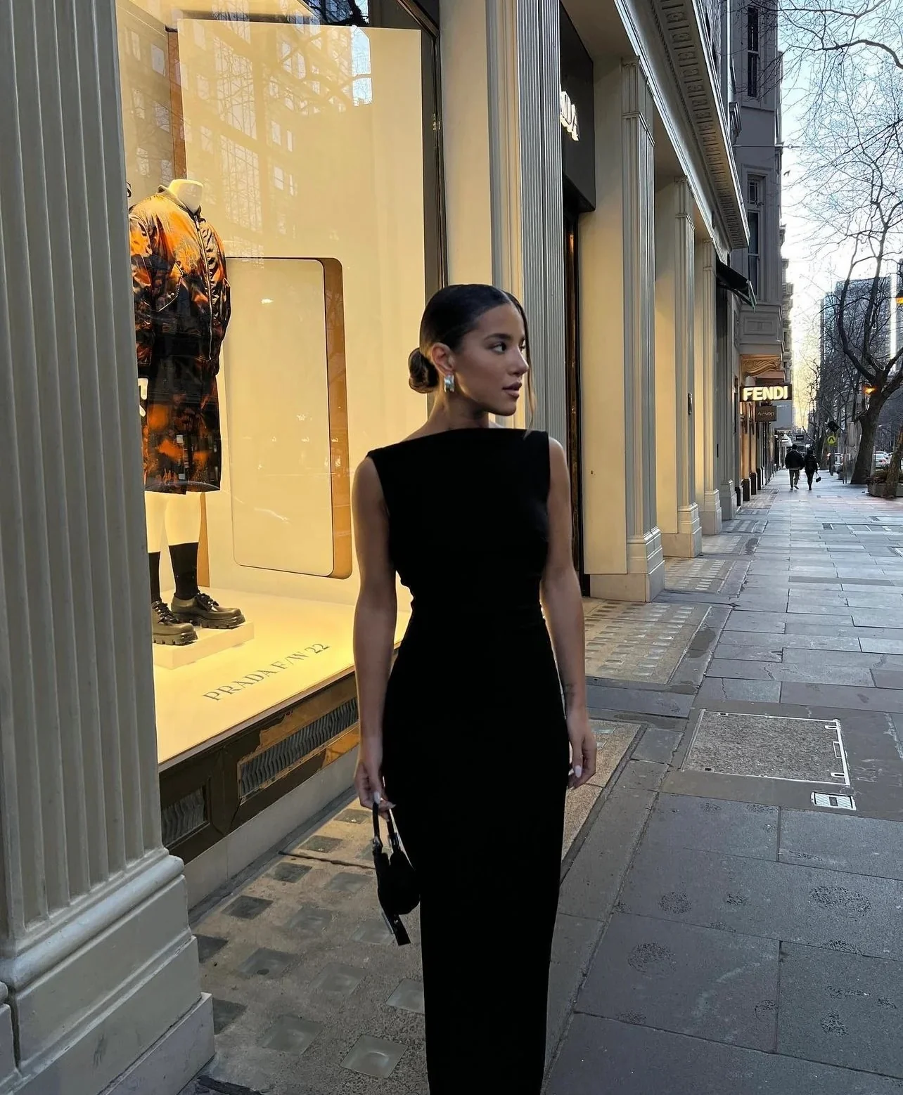 Verona Gown - Black - Image 6